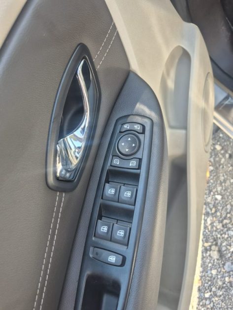 ENAULT Scénic III Phase 2 1.5 dCi FAP EDC 6 110 cv Boîte auto2013