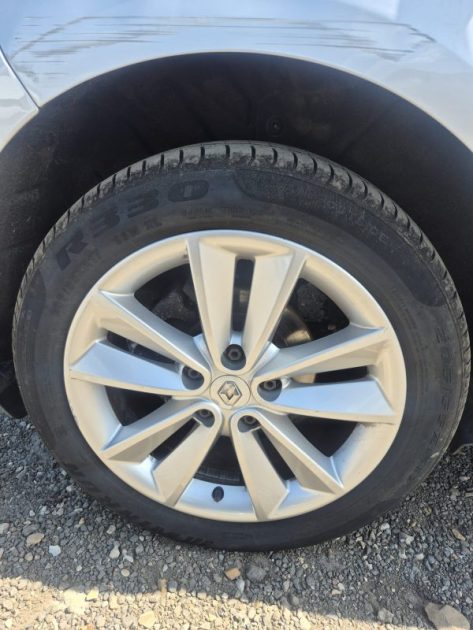 ENAULT Scénic III Phase 2 1.5 dCi FAP EDC 6 110 cv Boîte auto2013