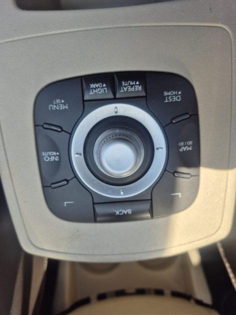 ENAULT Scénic III Phase 2 1.5 dCi FAP EDC 6 110 cv Boîte auto2013