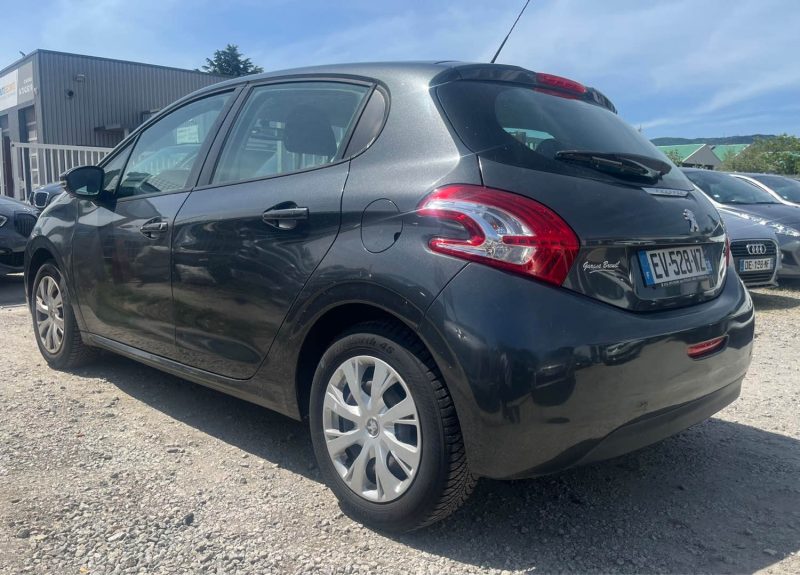 Peugeot 208 1.2 VTI 82 Ch Garantie