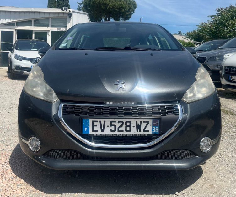 Peugeot 208 1.2 VTI 82 Ch Garantie