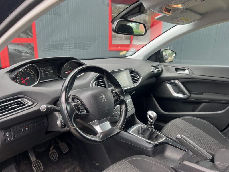 Peugeot 308 1.5 BlueHDi 130ch S&S Tech Edition / Garantie 3/12 Mois
