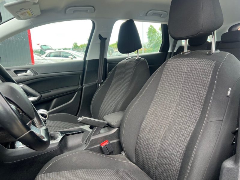 Peugeot 308 1.5 BlueHDi 130ch S&S Tech Edition / Garantie 3/12 Mois