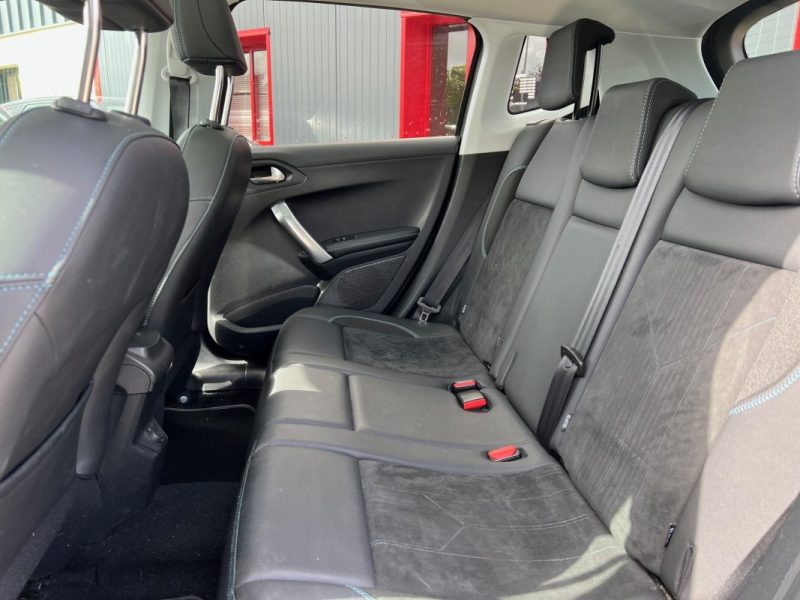 Peugeot 2008 1.2i 110ch Allure S&S EAT6 / Garantie 3/12 Mois