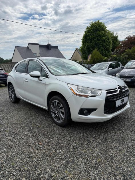 CITROEN DS4 1.6 HDI 110 2012
