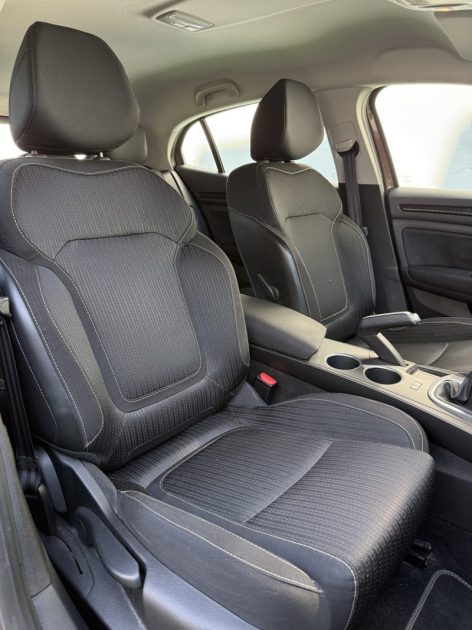 RENAULT MEGANE IV 1.2 TCE 100CH ENERGY BUSINESS 1 ERE MAIN GARANTIE 12 MOIS 