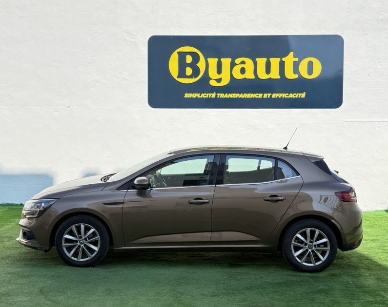 RENAULT MEGANE IV 1.2 TCE 100CH ENERGY BUSINESS 1 ERE MAIN GARANTIE 12 MOIS 