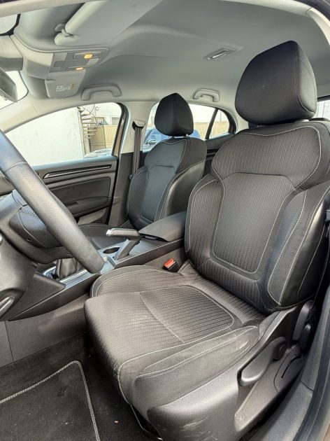 RENAULT MEGANE IV 1.2 TCE 100CH ENERGY BUSINESS 1 ERE MAIN GARANTIE 12 MOIS 
