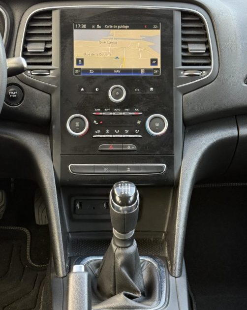 RENAULT MEGANE IV 1.2 TCE 100CH ENERGY BUSINESS 1 ERE MAIN GARANTIE 12 MOIS 