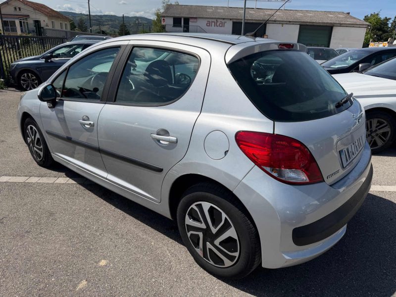 PEUGEOT 207 1.4 HDI 70CH TRENDY PHASE 2 GARANTIE