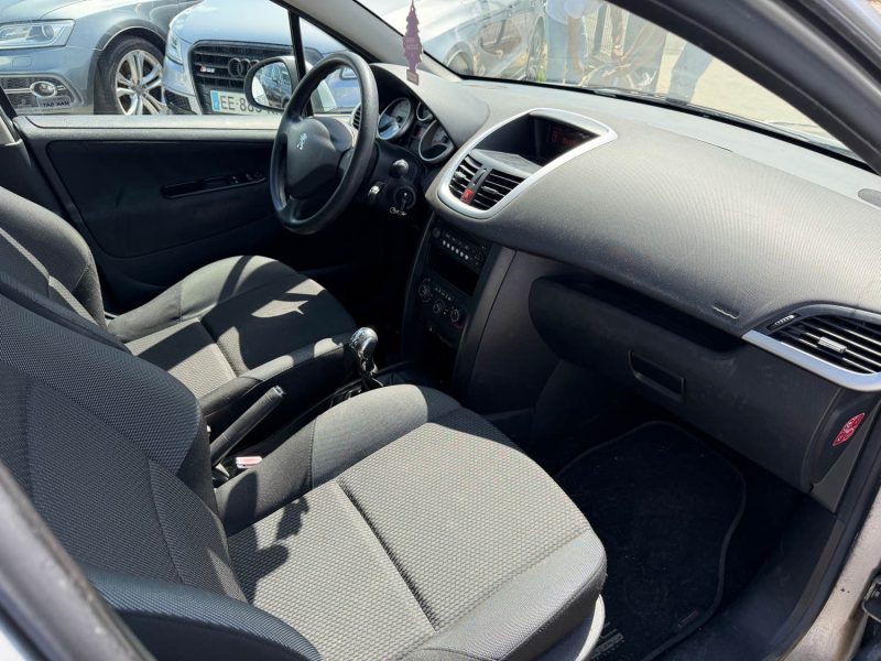PEUGEOT 207 1.4 HDI 70CH TRENDY PHASE 2 GARANTIE