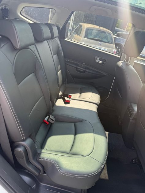 NISSAN QASQHA 1L5 DCI 110 CHX TECKNA "7 PLACES"