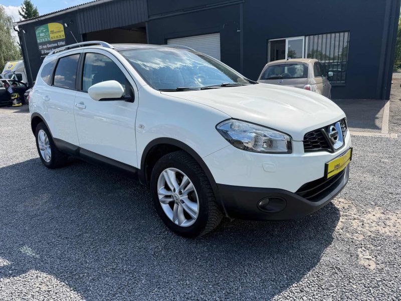 NISSAN QASQHA 1L5 DCI 110 CHX TECKNA "7 PLACES"