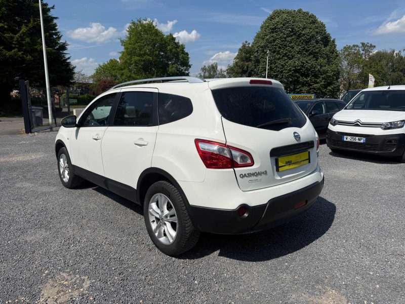 NISSAN QASQHA 1L5 DCI 110 CHX TECKNA "7 PLACES"