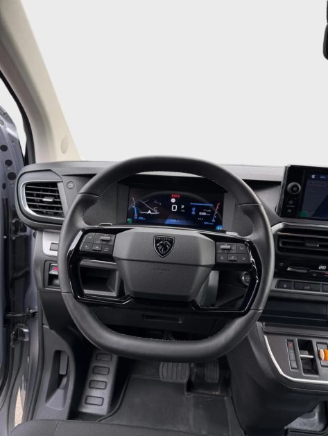 PEUGEOT EXPERT 4 M 2.0 BLUE HDI 145 EAT PH2 2025