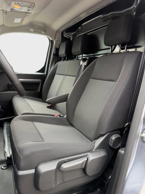 PEUGEOT EXPERT 4 M 2.0 BLUE HDI 145 EAT PH2 2025