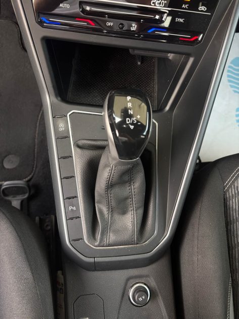 VOLKSWAGEN POLO 6 1.0 TSI 95CH R-Line DSG7 2023