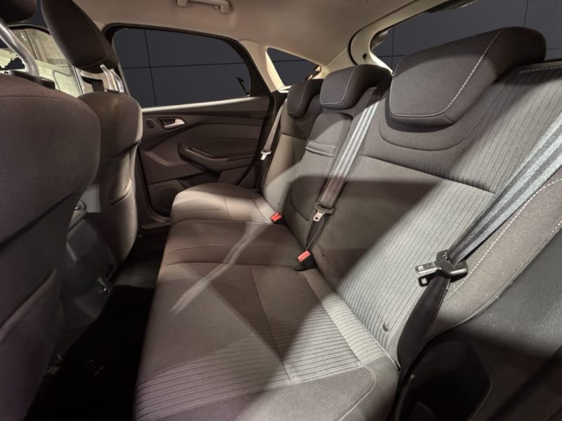 FORD FOCUS 1.6 SCTI 182CH TITANIUM 2012