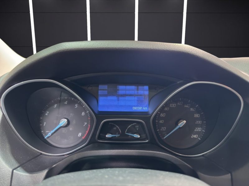 FORD FOCUS 1.6 SCTI 182CH TITANIUM 2012