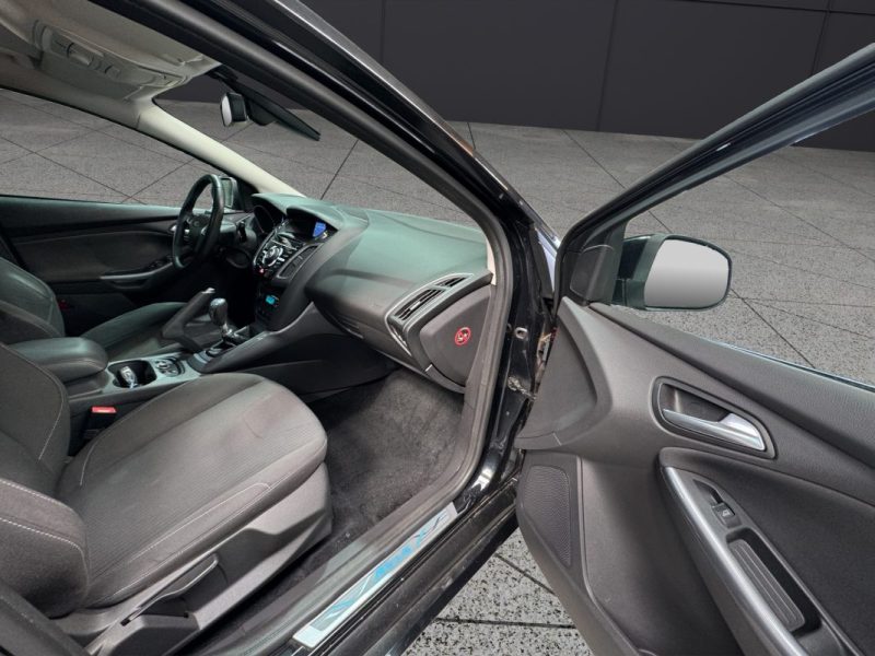 FORD FOCUS 1.6 SCTI 182CH TITANIUM 2012
