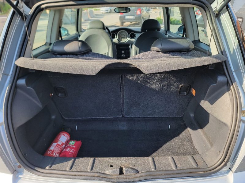MINI MINI COOPER 1,6 ESSENCE 115CH 2002