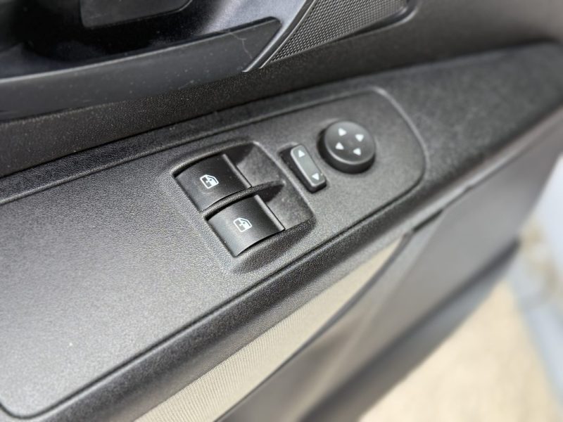 Fiat Grande Punto 1.3 MJT 75ch Active – Clim – Idéal Jeune Permis – Révisée & Garantie 6 mois