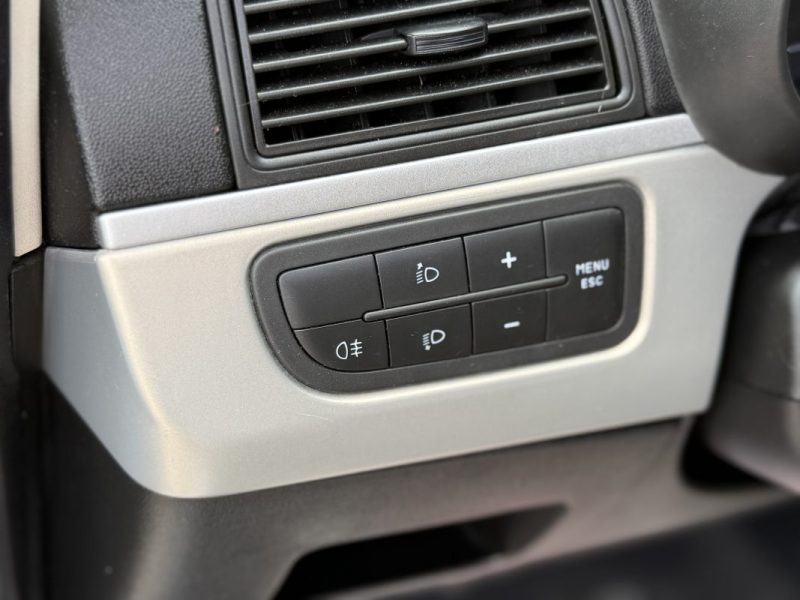 Fiat Grande Punto 1.3 MJT 75ch Active – Clim – Idéal Jeune Permis – Révisée & Garantie 6 mois