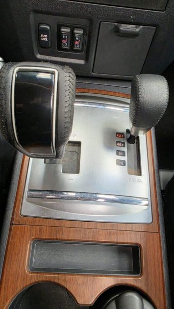 MITSUBISHI PAJERO 3.2 DI-D 200 INSTYLE AWD 7-PLACES*CUIR*CAMERA*TOIT O.*