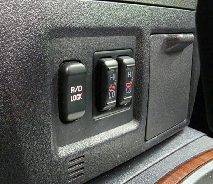 MITSUBISHI PAJERO 3.2 DI-D 200 INSTYLE AWD 7-PLACES*CUIR*CAMERA*TOIT O.*