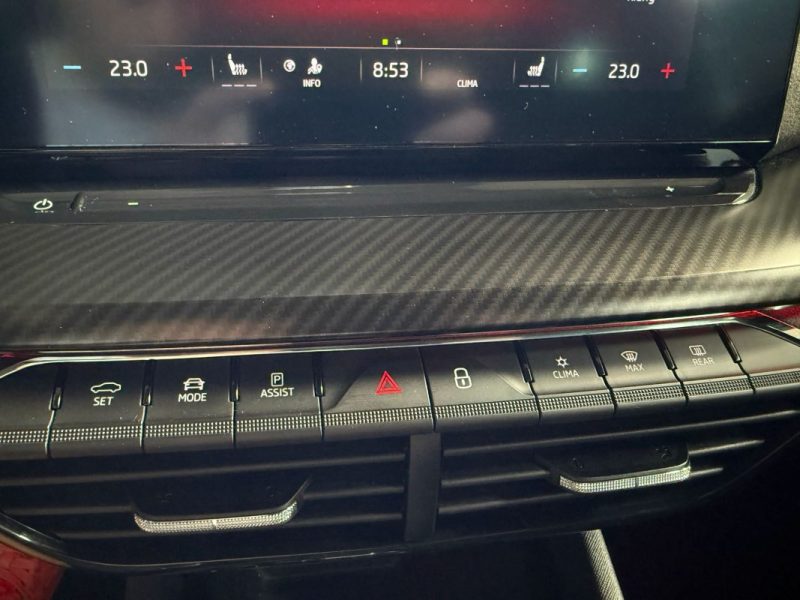 SKODA OCTAVIA COMBI 2023 2.0 TDI 200 RS*ACC*DCC*PANO*