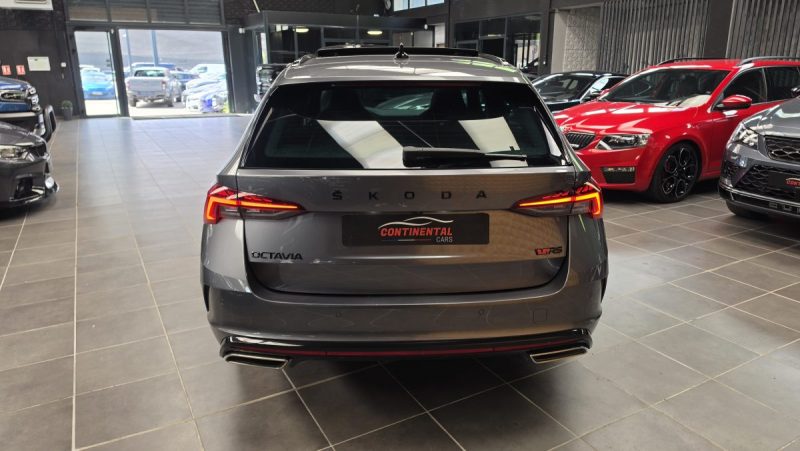 SKODA OCTAVIA COMBI 2023 2.0 TDI 200 RS*ACC*DCC*PANO*