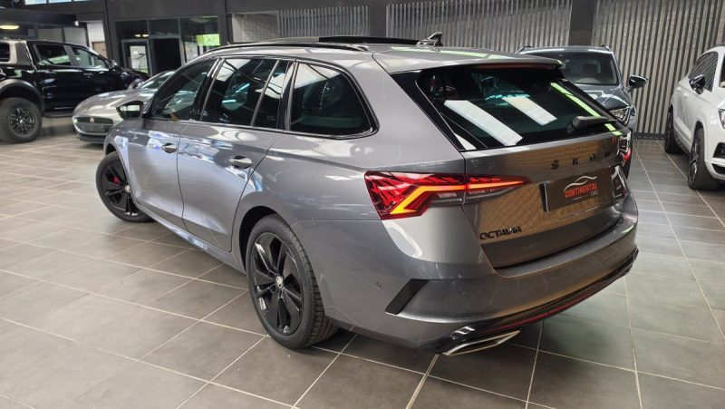 SKODA OCTAVIA COMBI 2023 2.0 TDI 200 RS*ACC*DCC*PANO*