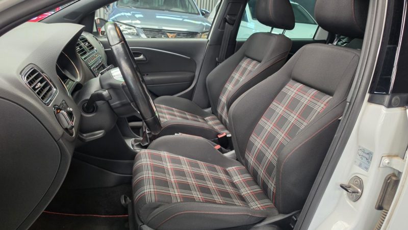 VOLKSWAGEN POLO 1.8 TSI 192 GTI 5P*PANO*LED*