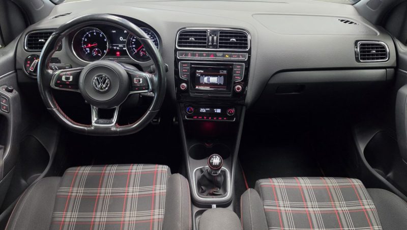 VOLKSWAGEN POLO 1.8 TSI 192 GTI 5P*PANO*LED*