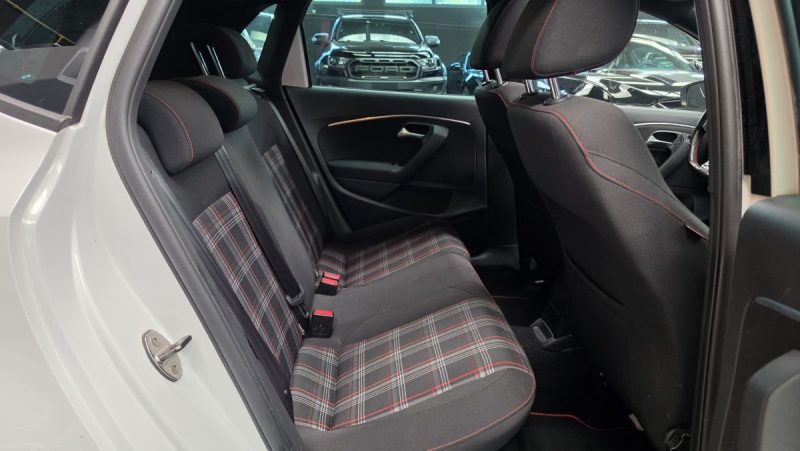 VOLKSWAGEN POLO 1.8 TSI 192 GTI 5P*PANO*LED*