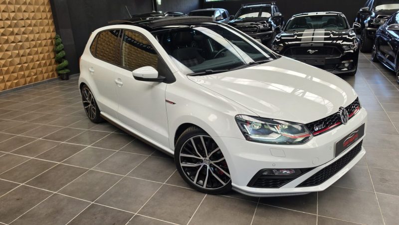 VOLKSWAGEN POLO 1.8 TSI 192 GTI 5P*PANO*LED*