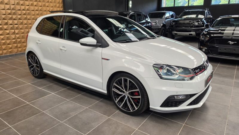 VOLKSWAGEN POLO 1.8 TSI 192 GTI 5P*PANO*LED*