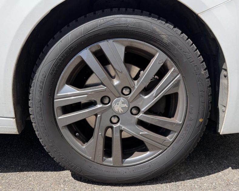 PEUGEOT 208 GT - 2 - 100CH - 2021 - ENTRETIENT COMPLET - 67000 km