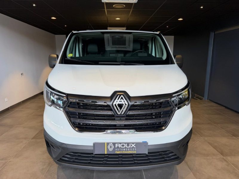 RENAULT TRAFIC L2H1 3T 2.0 BLUE DCI 150 CABINE APPROFONDIE CONFORT ATTELAGE / PRIX HT 