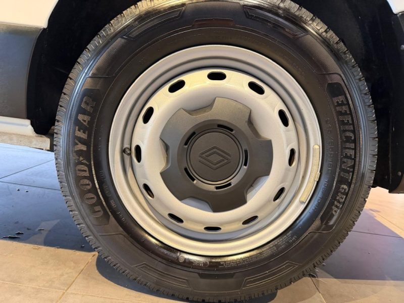 RENAULT TRAFIC L2H1 3T 2.0 BLUE DCI 150 CABINE APPROFONDIE CONFORT ATTELAGE / PRIX HT 