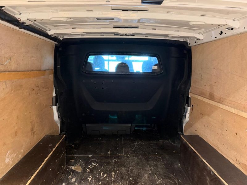 RENAULT TRAFIC L2H1 3T 2.0 BLUE DCI 150 CABINE APPROFONDIE CONFORT ATTELAGE / PRIX HT 
