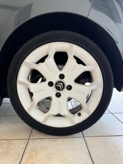 CITROEN DS3 1.6 100CV - DISTRIBUTION NEUVE - Garantie 12mois ou 15.000km - Révisée CT Ok