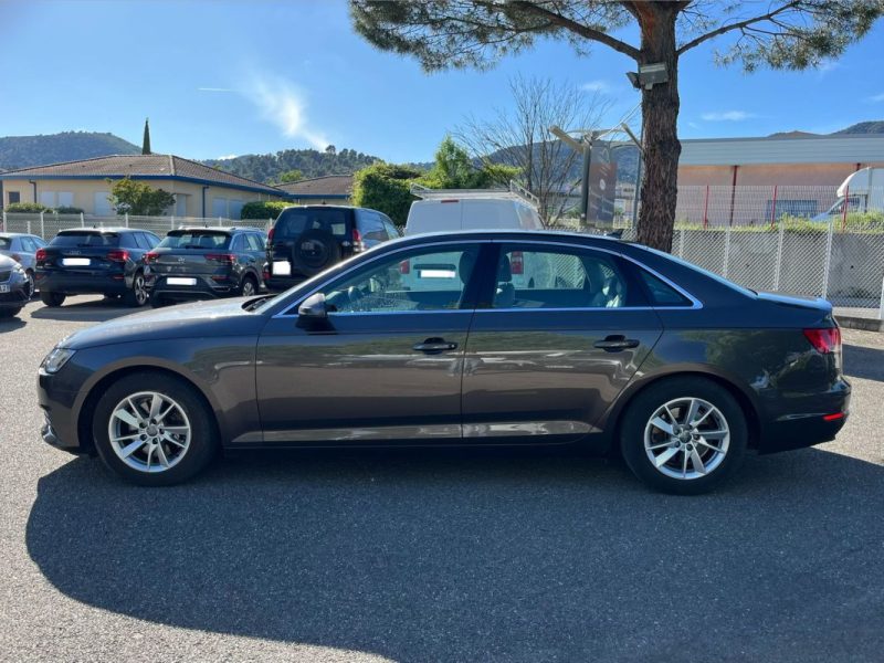 AUDI A4 V 2.0 TDI 150 ULTRA S 2016