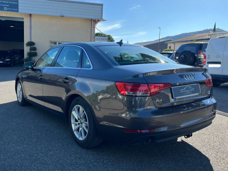 AUDI A4 V 2.0 TDI 150 ULTRA S 2016