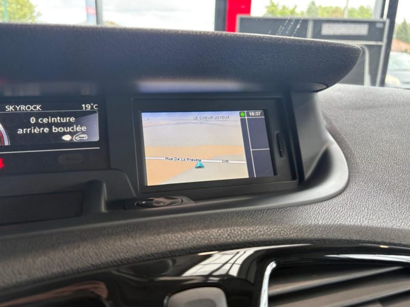 🚗 RENAULT SCENIC III 1.5 DCI 110ch ⚙️ AUTHENTIQUE 📡 Radar de recul 📱 Bluetooth 🧭 GPS