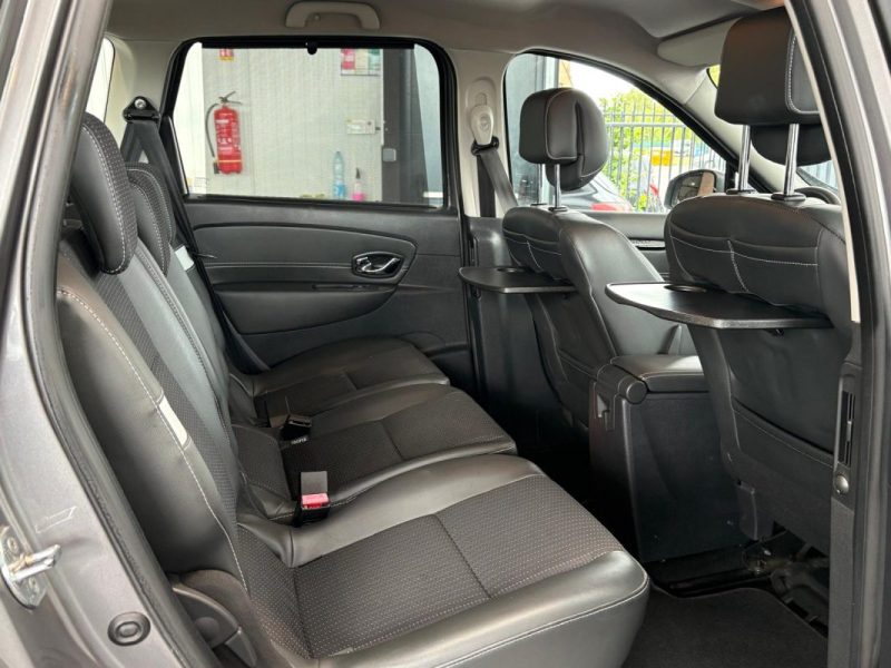 🚗 RENAULT SCENIC III 1.5 DCI 110ch ⚙️ AUTHENTIQUE 📡 Radar de recul 📱 Bluetooth 🧭 GPS