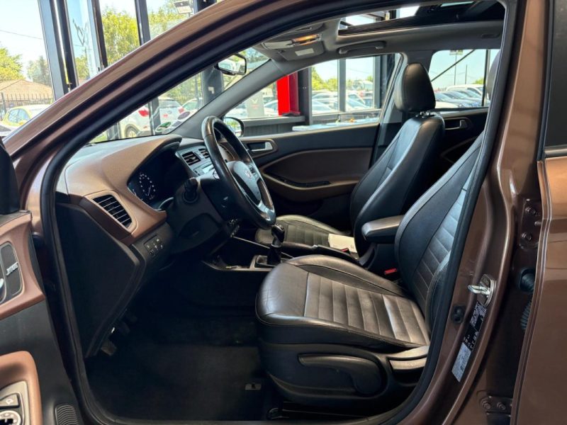 🚗 HYUNDAI i20 1.4 101ch ⚙️INTUITIVE PLUS ☀️Toit ouvrant 🪑Sièges cuir chauffants♨️📷Caméra🧭GPS