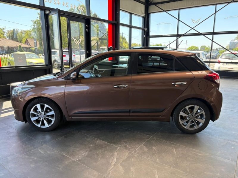 🚗 HYUNDAI i20 1.4 101ch ⚙️INTUITIVE PLUS ☀️Toit ouvrant 🪑Sièges cuir chauffants♨️📷Caméra🧭GPS