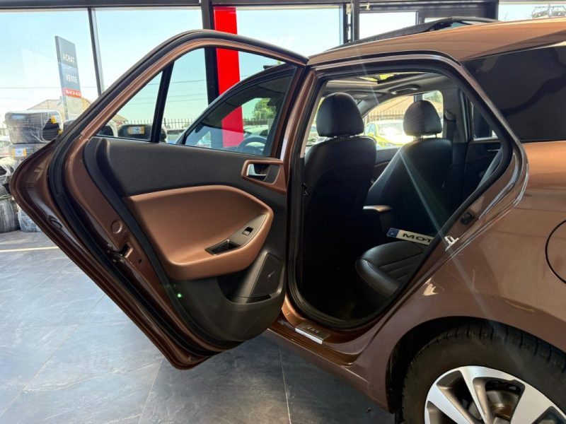 🚗 HYUNDAI i20 1.4 101ch ⚙️INTUITIVE PLUS ☀️Toit ouvrant 🪑Sièges cuir chauffants♨️📷Caméra🧭GPS