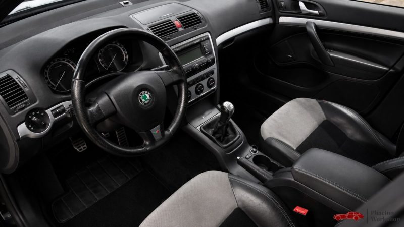 SKODA OCTAVIA 2.0 TFSI vRS - Carnet à jour - Xénon - Sièges Chauffant - 200ch - BVM